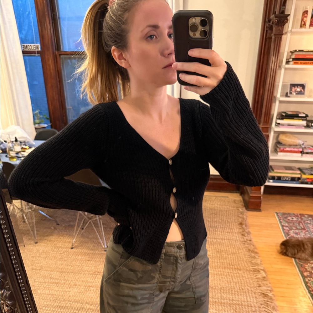 Cute little knit cardigan - Picture 5 of 5